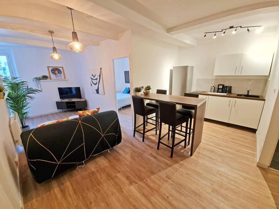GregBnb - T2 Design 43m² - Toulon Est - Wifi Fibre Exterior foto