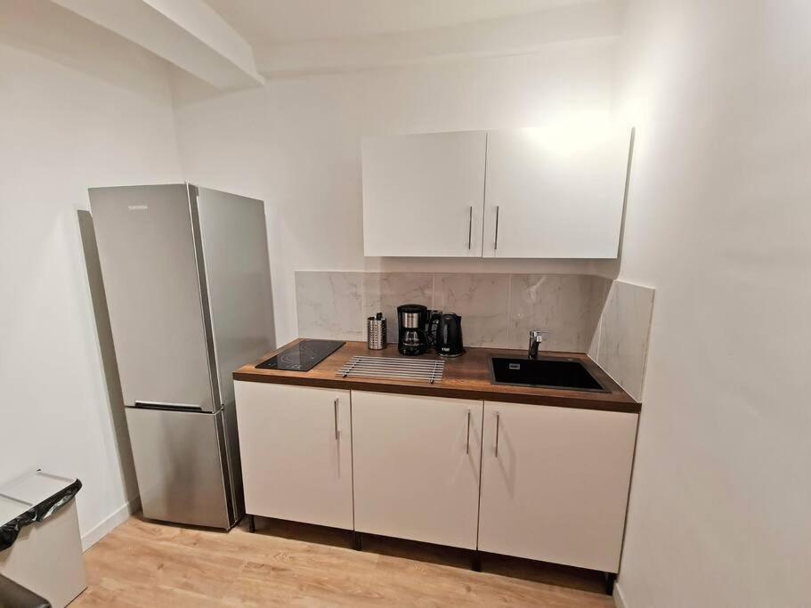 GregBnb - T2 Design 43m² - Toulon Est - Wifi Fibre Exterior foto